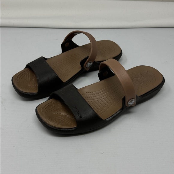 CROCS Shoes - Crocs‎ | Cleo V sandals size 9